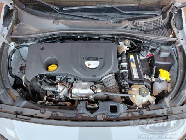 2023 FIAT FASTBACK 