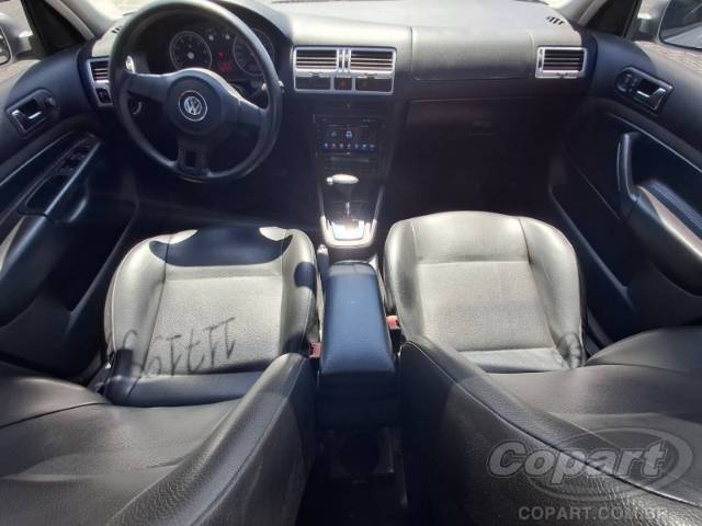 2011 VOLKSWAGEN BORA 