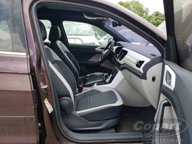 2021 VOLKSWAGEN T-CROSS 