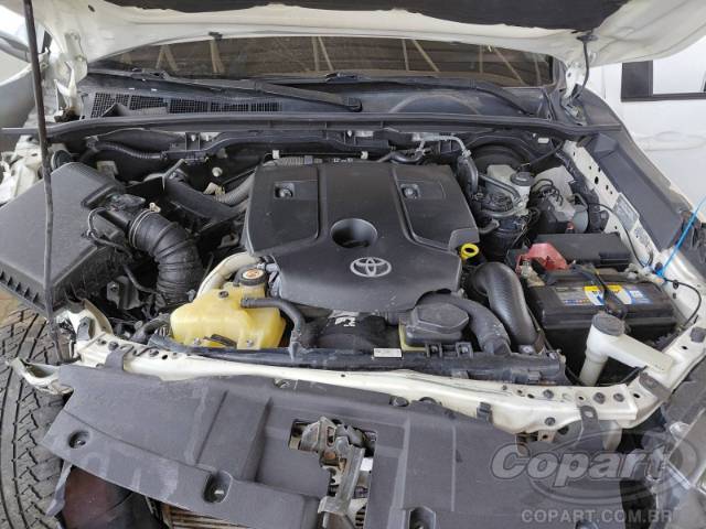 2021 TOYOTA HILUX CD 