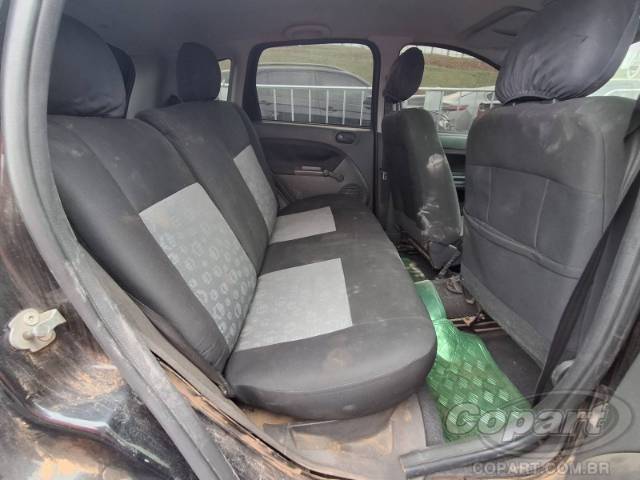 2013 FORD FIESTA 