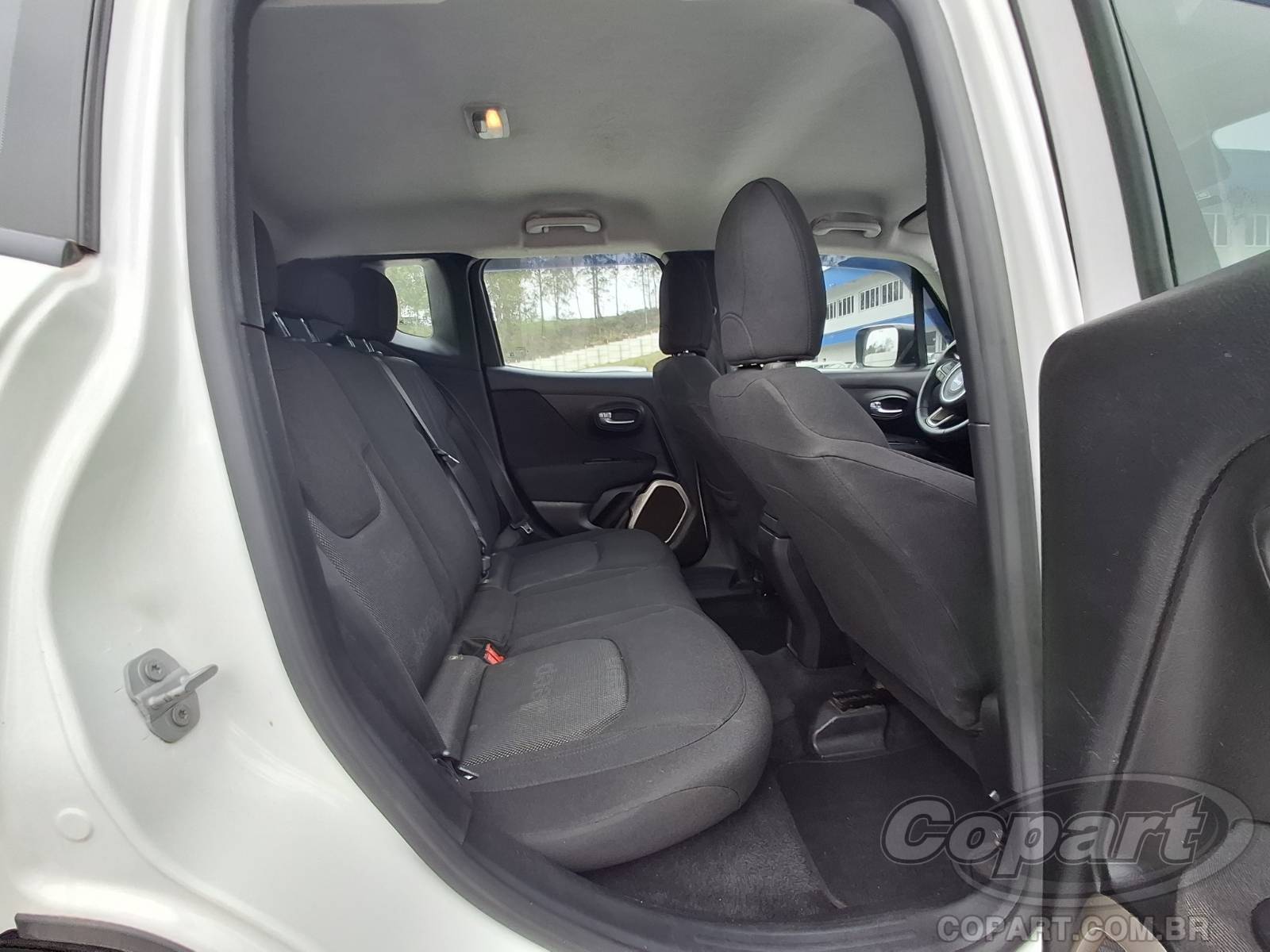 2016 JEEP RENEGADE — foto 6 de 11