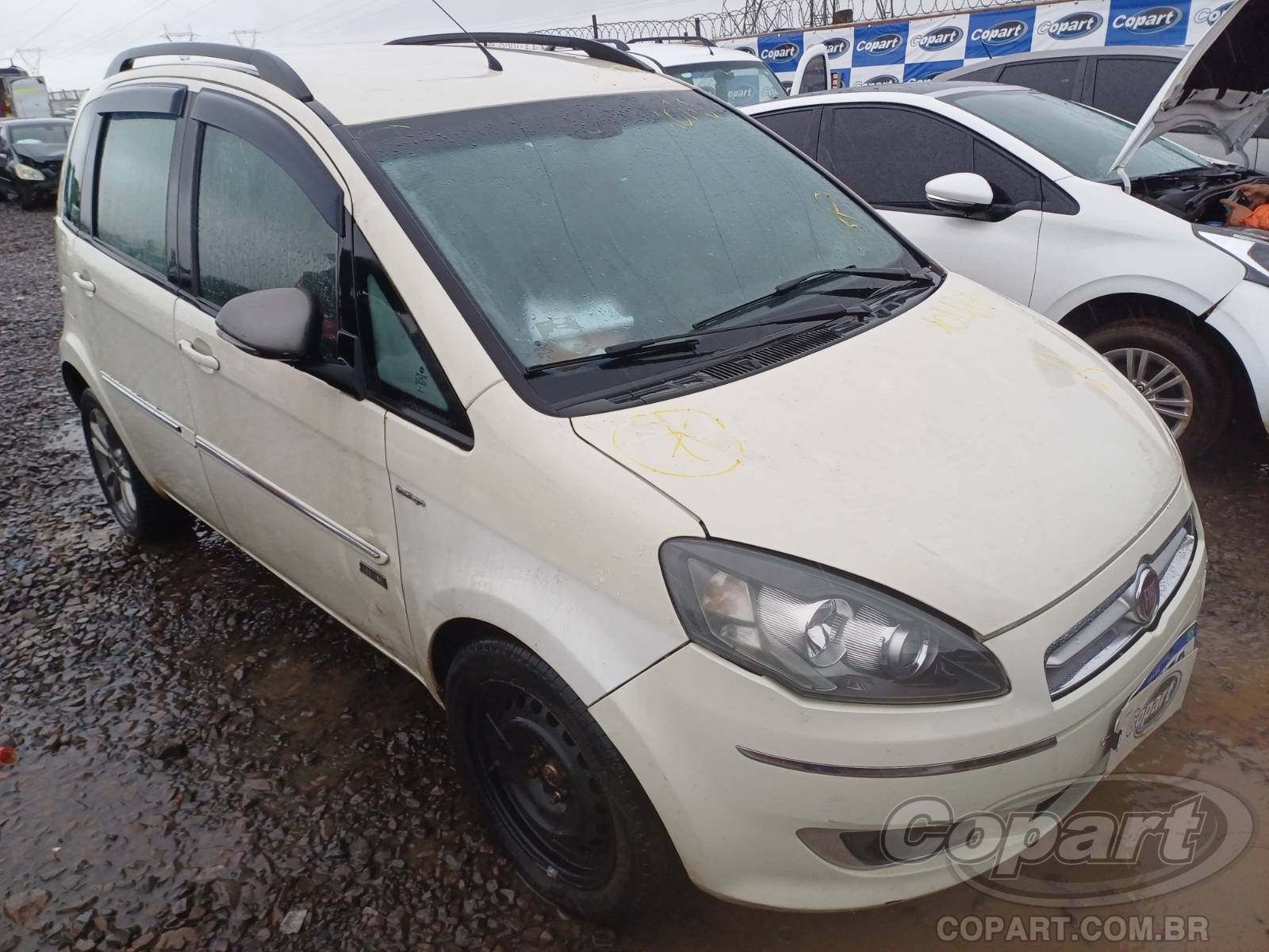 Veículo Fiat Idea FIAT IDEA ESSENCE 1.6 16V E.TORQ 2014 2015 em leilão