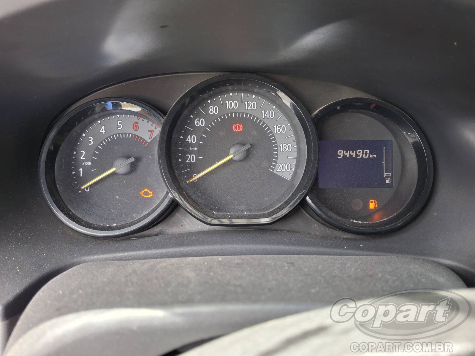 Foto 8 de 10: 2018 RENAULT LOGAN