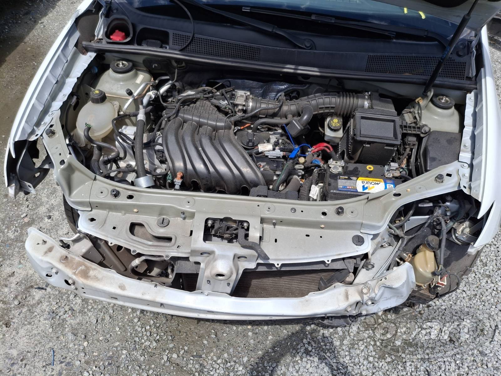 Foto 7 de 15: 2021 RENAULT LOGAN