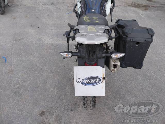 2025 KAWASAKI VERSYS-X 