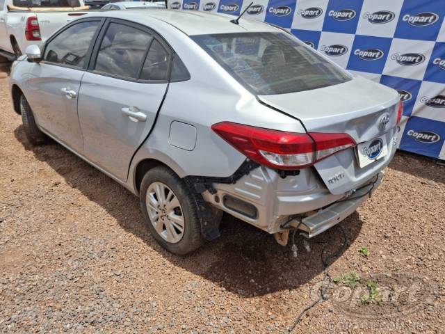 2019 TOYOTA YARIS SEDA 