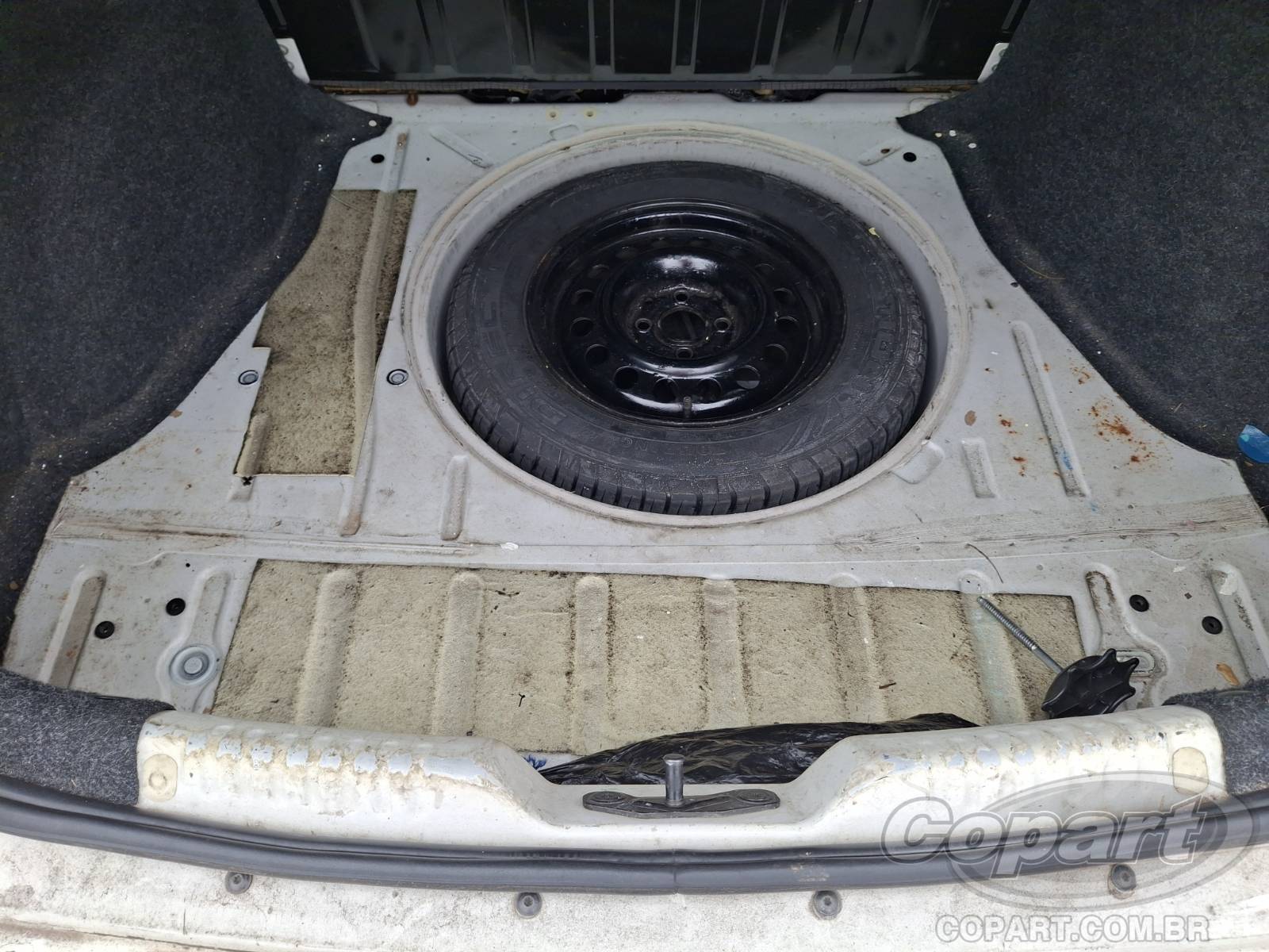 2013 VOLKSWAGEN VOYAGE — foto 10 de 15