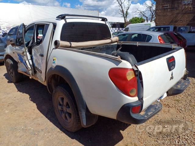 2017 MITSUBISHI L200 TRITON 