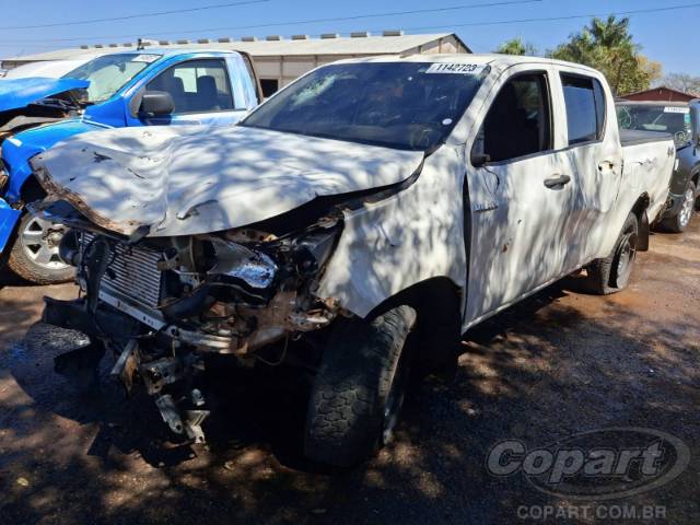2022 TOYOTA HILUX CD 