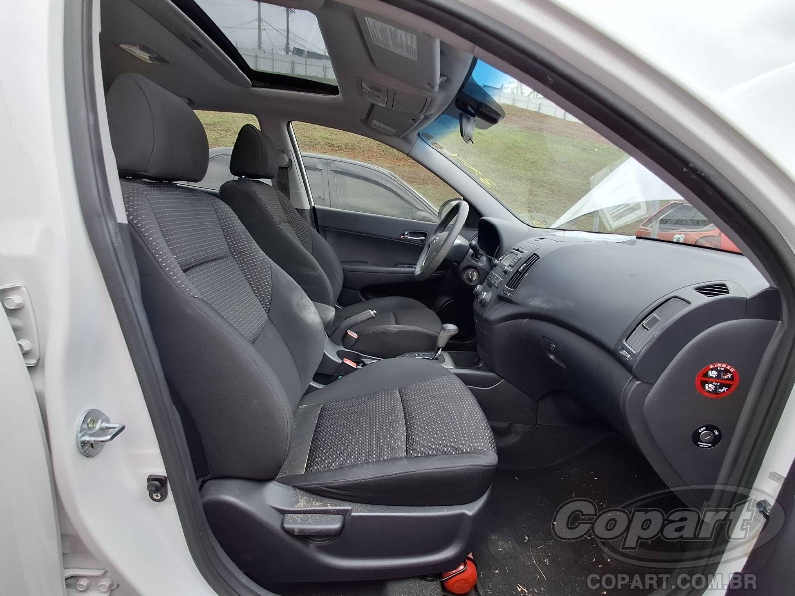 2012 HYUNDAI I30 — foto 5 de 12
