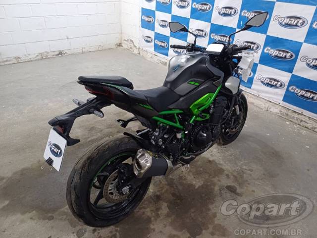 2026 KAWASAKI Z900 