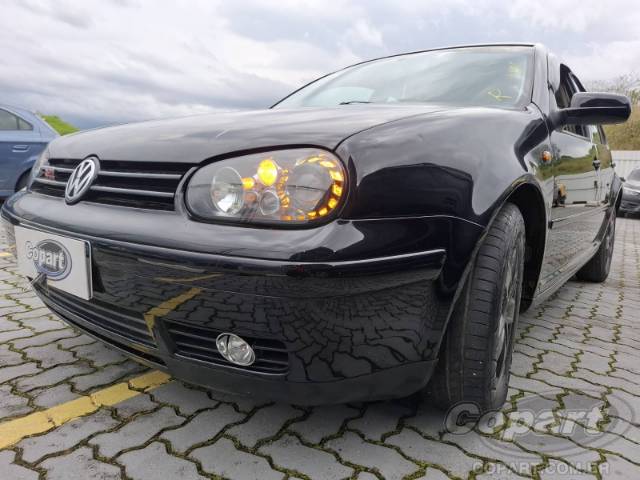 2003 VOLKSWAGEN GOLF 