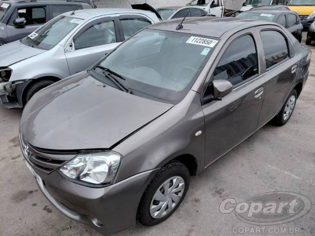 2017 TOYOTA ETIOS SEDA 