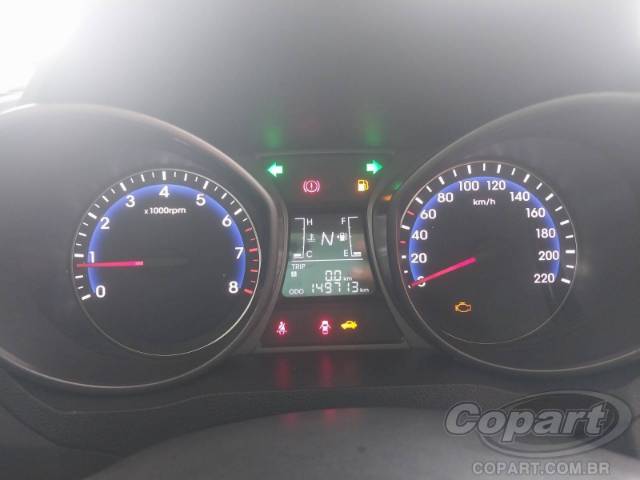 2014 HYUNDAI HB20S 