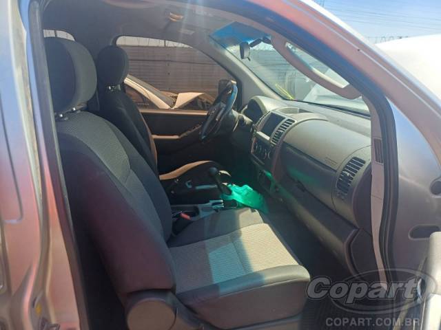 2015 NISSAN FRONTIER CD 