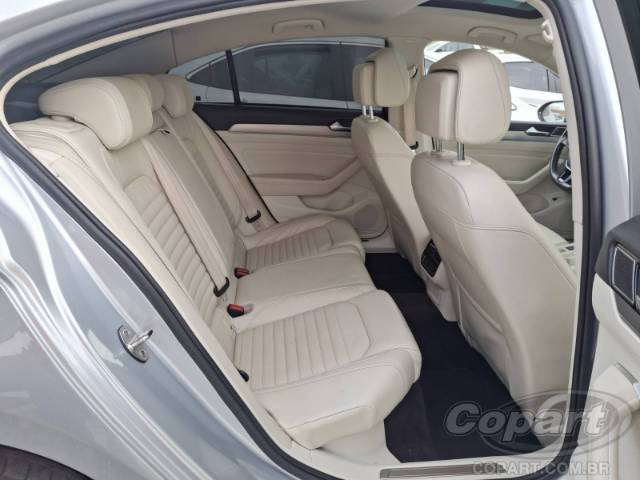 2018 VOLKSWAGEN PASSAT 