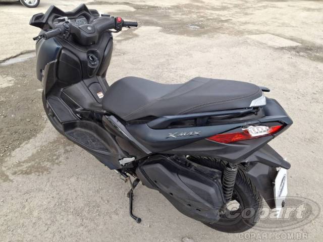 2023 YAMAHA XMAX 