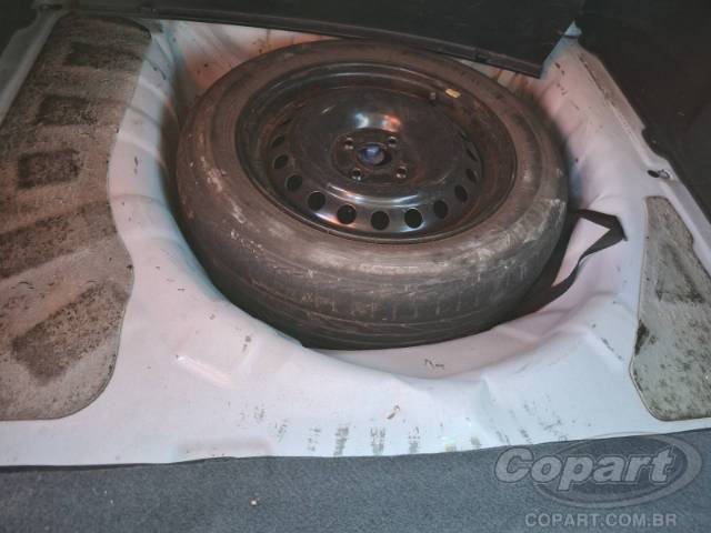 2015 HYUNDAI HB20S 