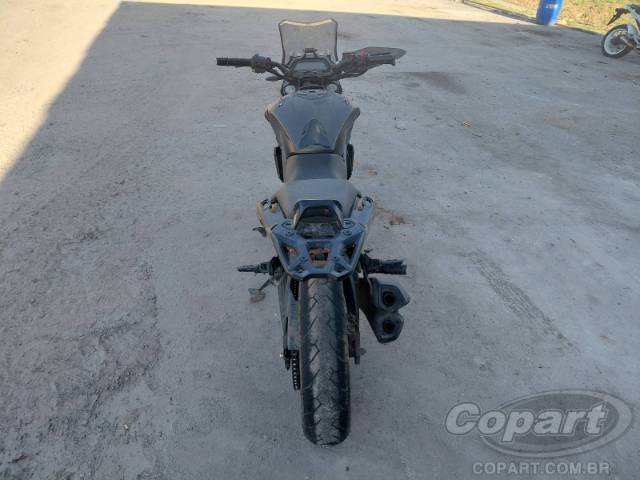 2025 BAJAJ DOMINAR 