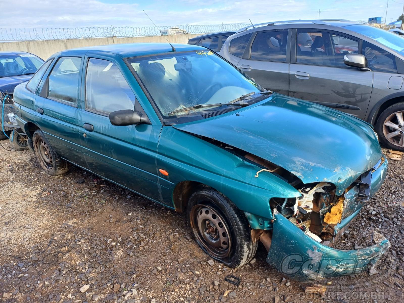 Veículo Ford Escort FORD ESCORT GL 1.8 16V 1998 1998 em leilão