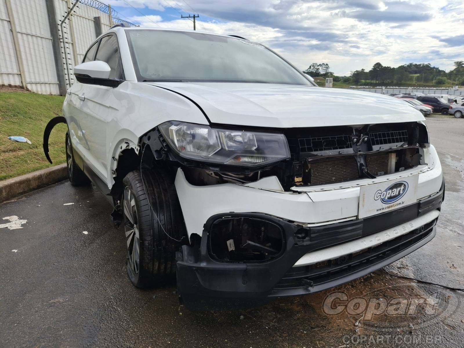 Veículo VW - VolksWagen Volkswagen Volkswagen T-Cross 200 AT 1.0 12V TSI Turbo 2021 em leilão