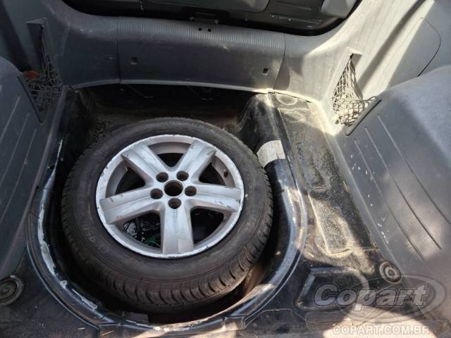 2010 VOLKSWAGEN SPACEFOX 