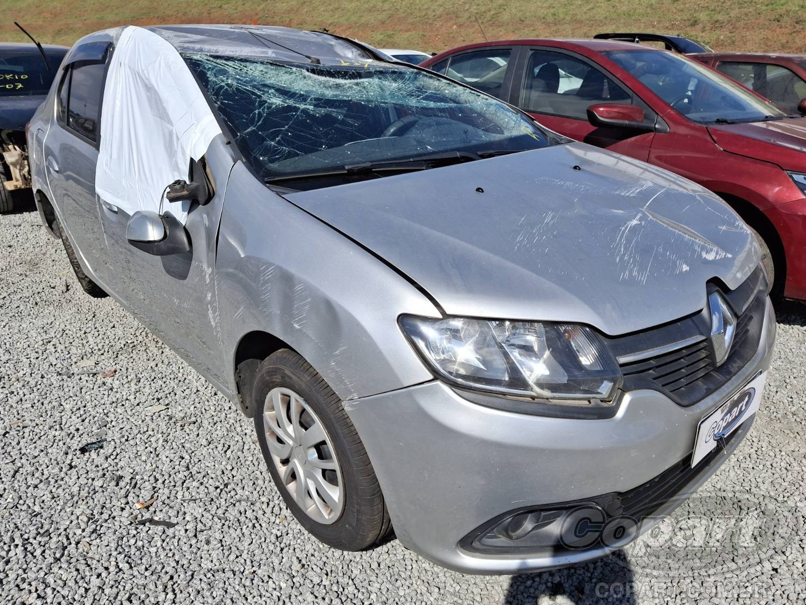 Veículo Renault Logan Renault Logan 2015 2015 em leilão