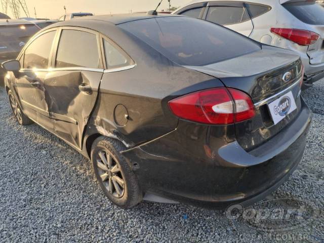 2011 FORD FIESTA SEDAN 