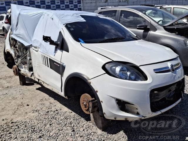 2015 FIAT PALIO 
