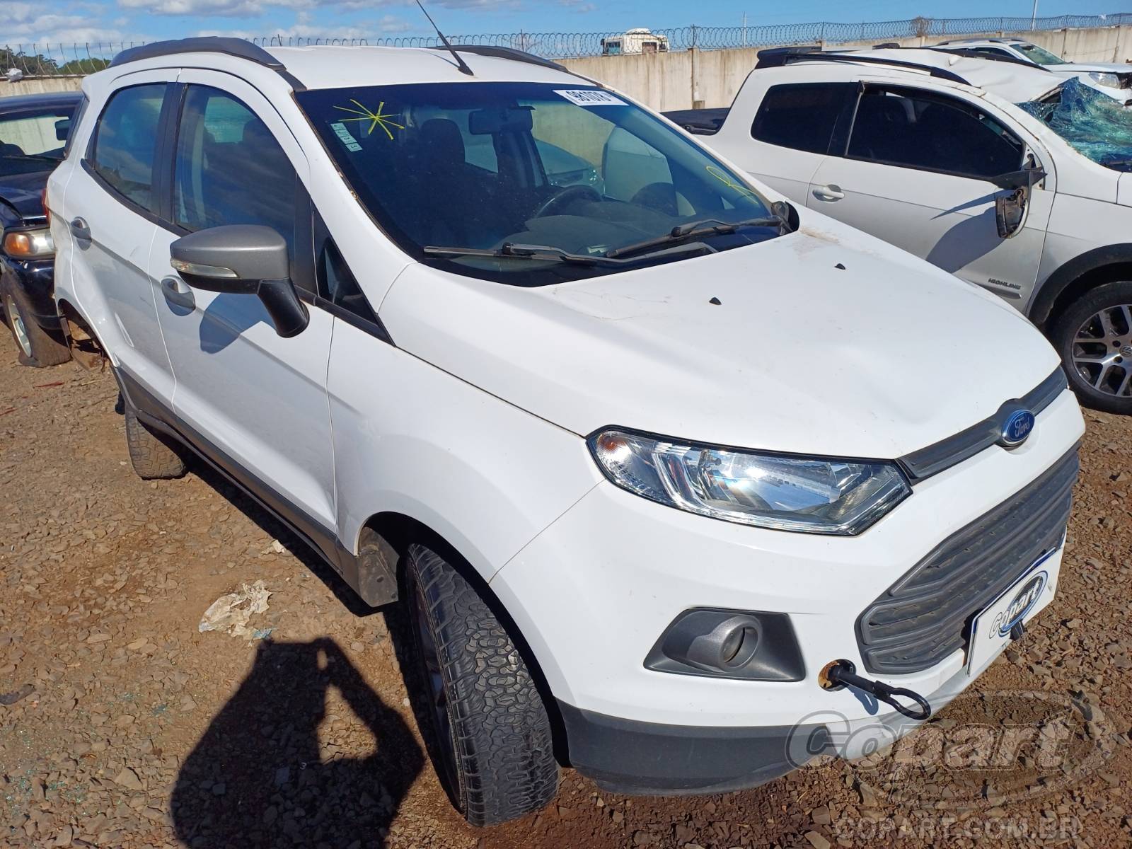 Veículo Ford Ecosport Ford EcoSport FreeStyle 1.6 16V Sigma 2014 Colisão Média Monta 2014 em leilão
