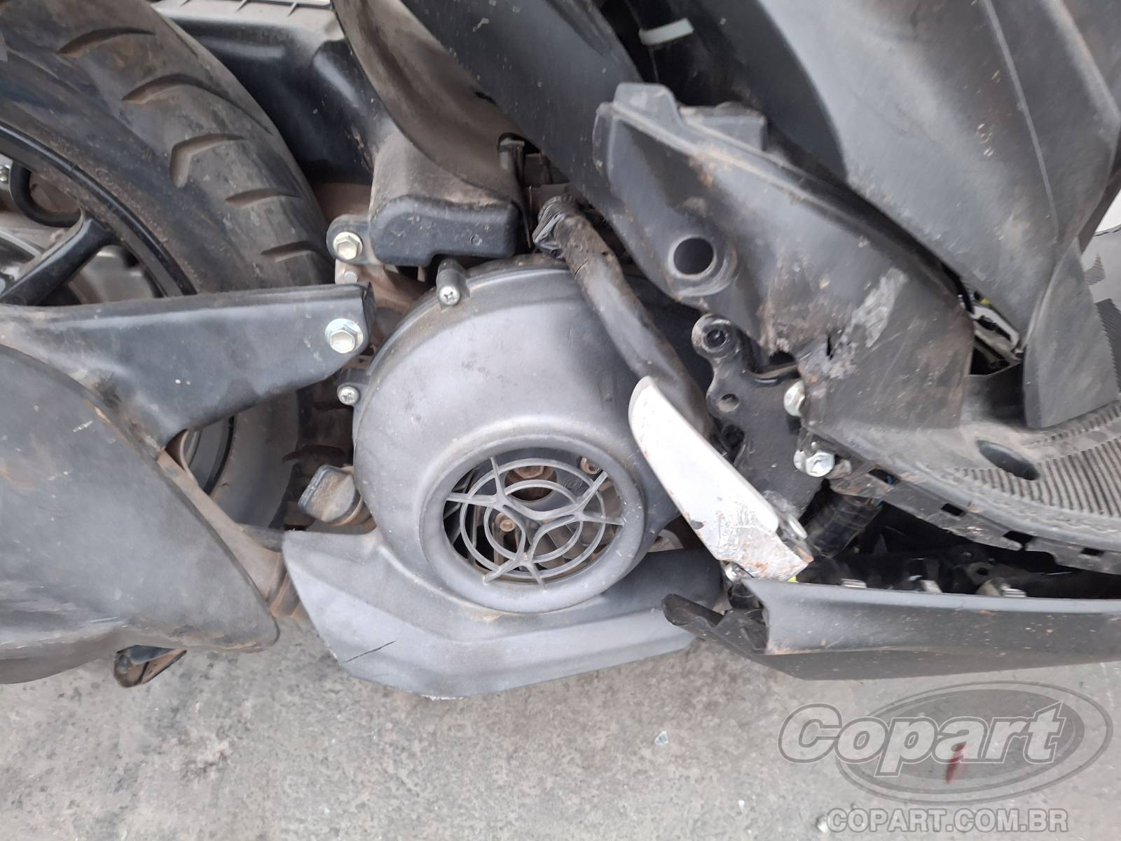 2025 YAMAHA FLUO — foto 6 de 13