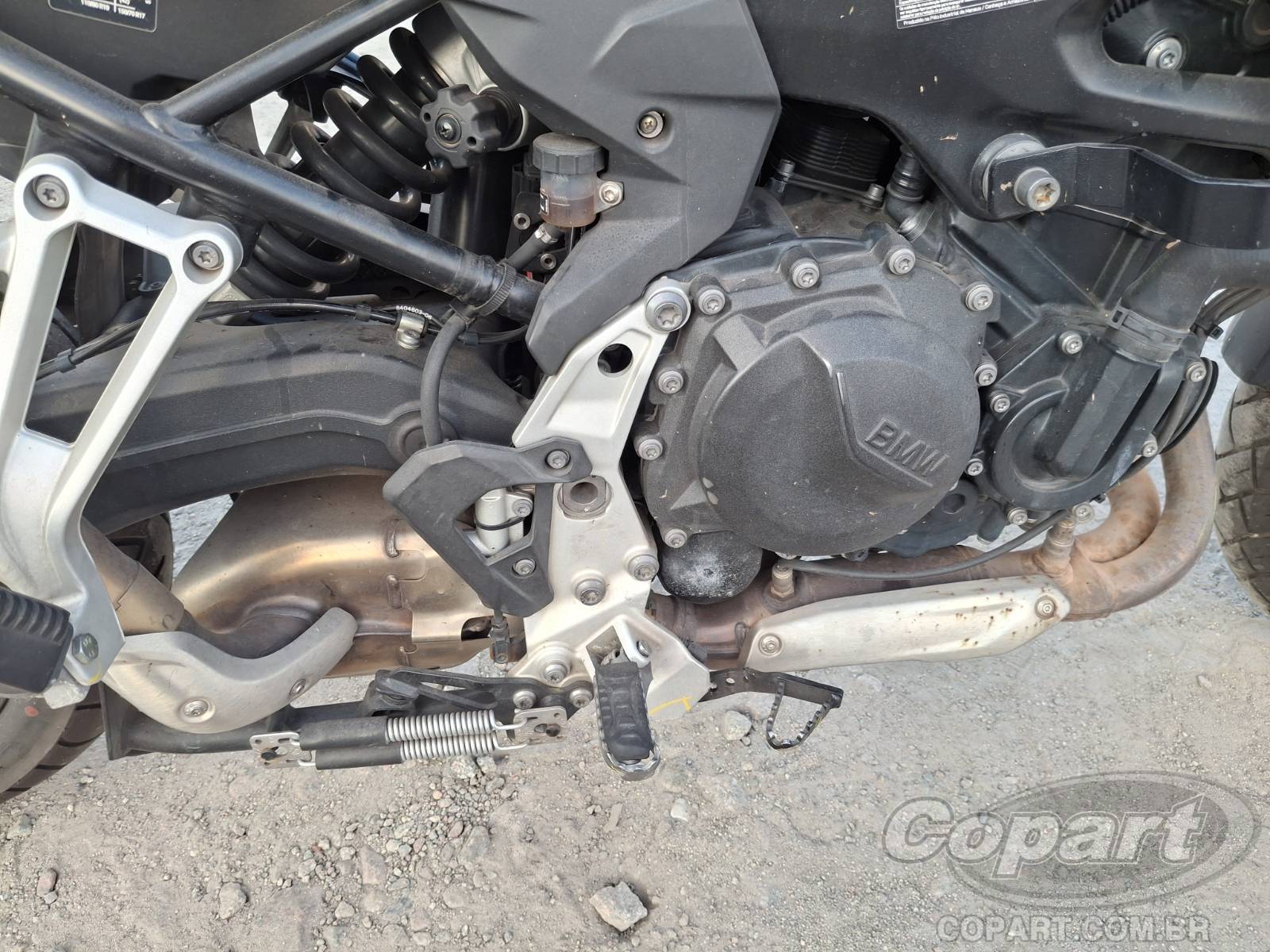 Foto 6 de 10: 2025 BMW F 800