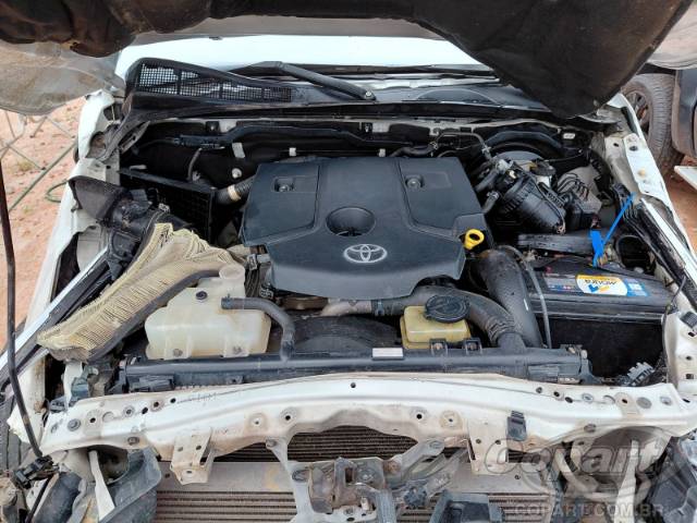 2016 TOYOTA HILUX SW4 