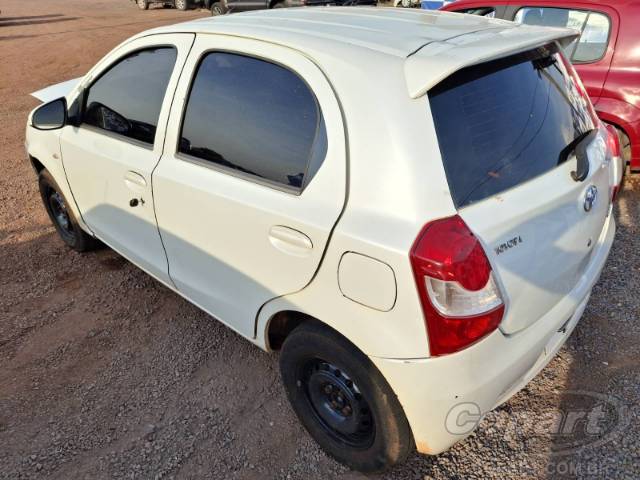 2015 TOYOTA ETIOS 