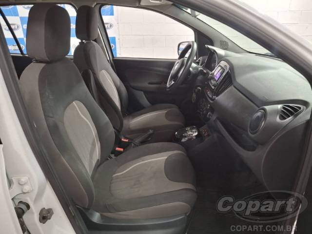 2016 FIAT UNO 