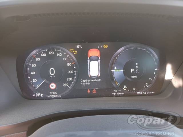 2021 VOLVO XC40 