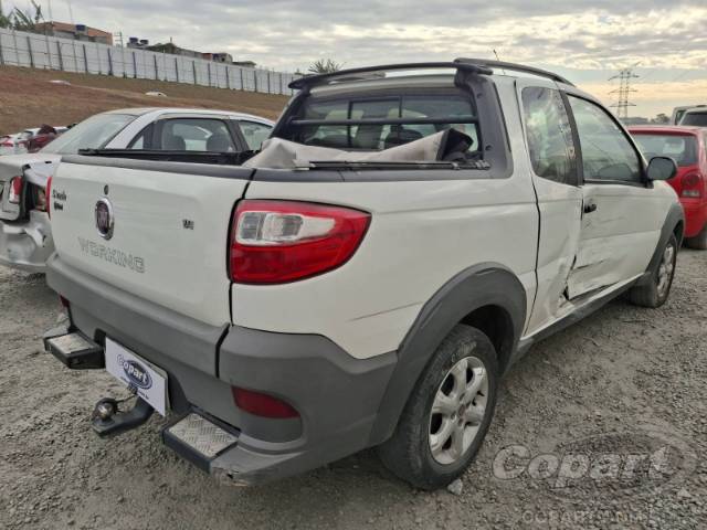 2015 FIAT STRADA CD 