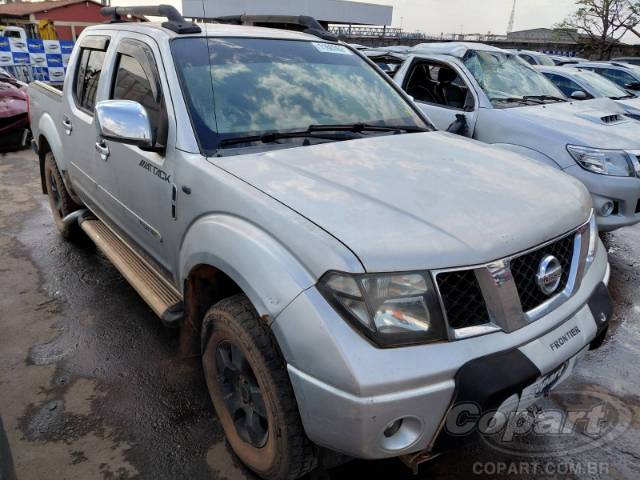 2010 NISSAN FRONTIER CD 