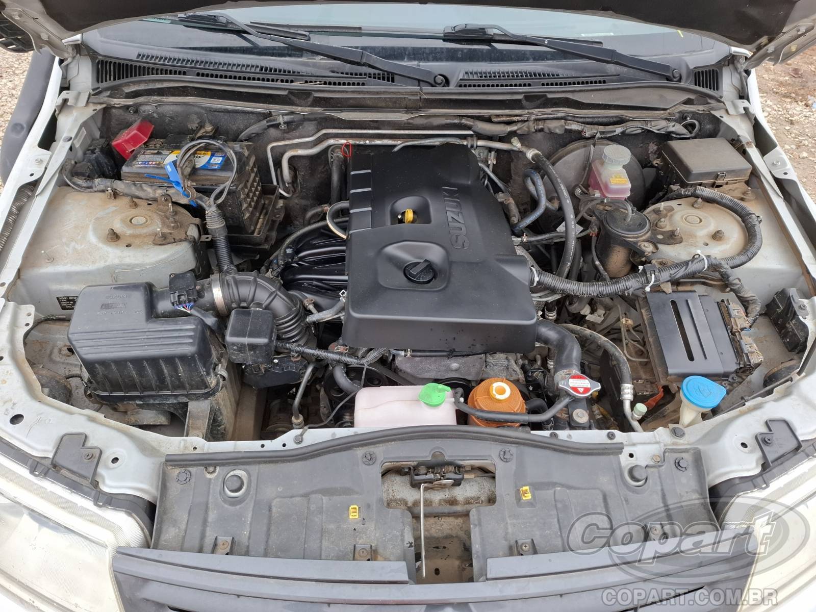 Foto 7 de 13: 2015 SUZUKI GRAND VITARA