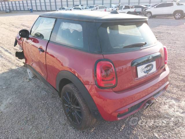 2015 MINI COOPER 