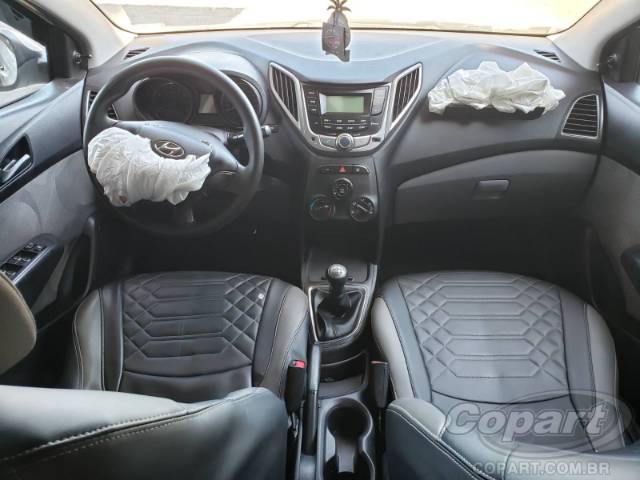 2014 HYUNDAI HB20S 
