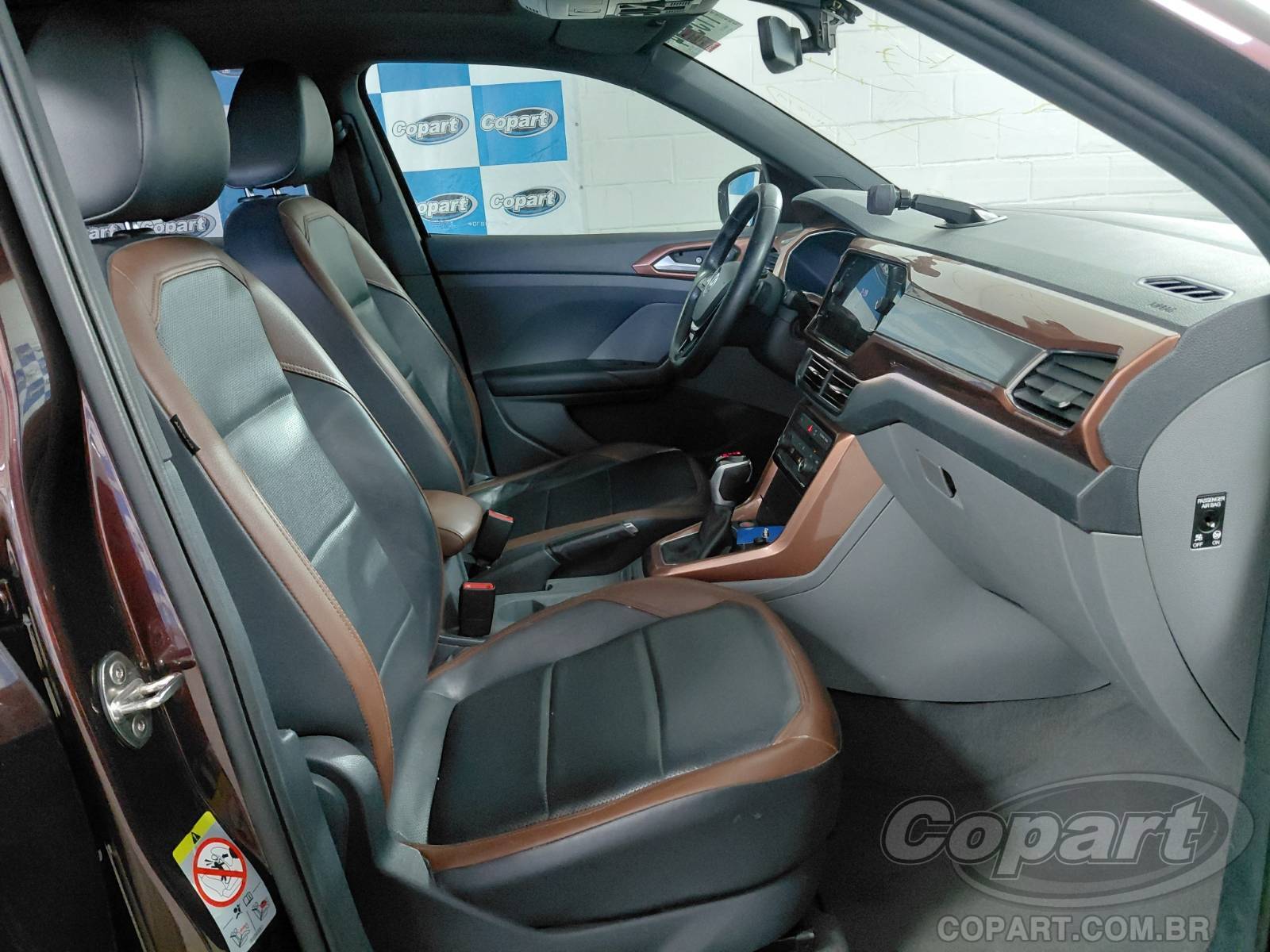 2020 VOLKSWAGEN T-CROSS — foto 5 de 10