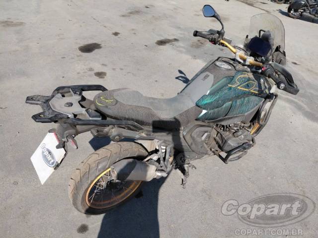 2025 BMW R 1300 