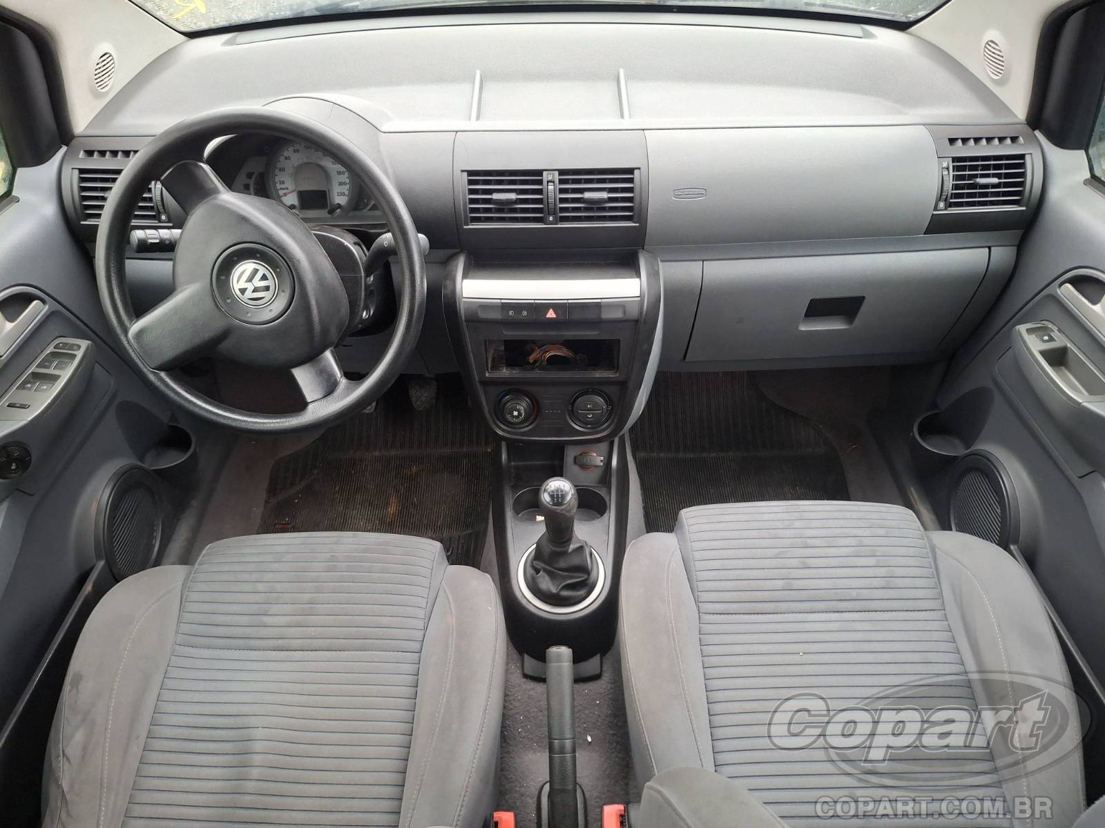 2008 VOLKSWAGEN SPACEFOX — foto 9 de 11
