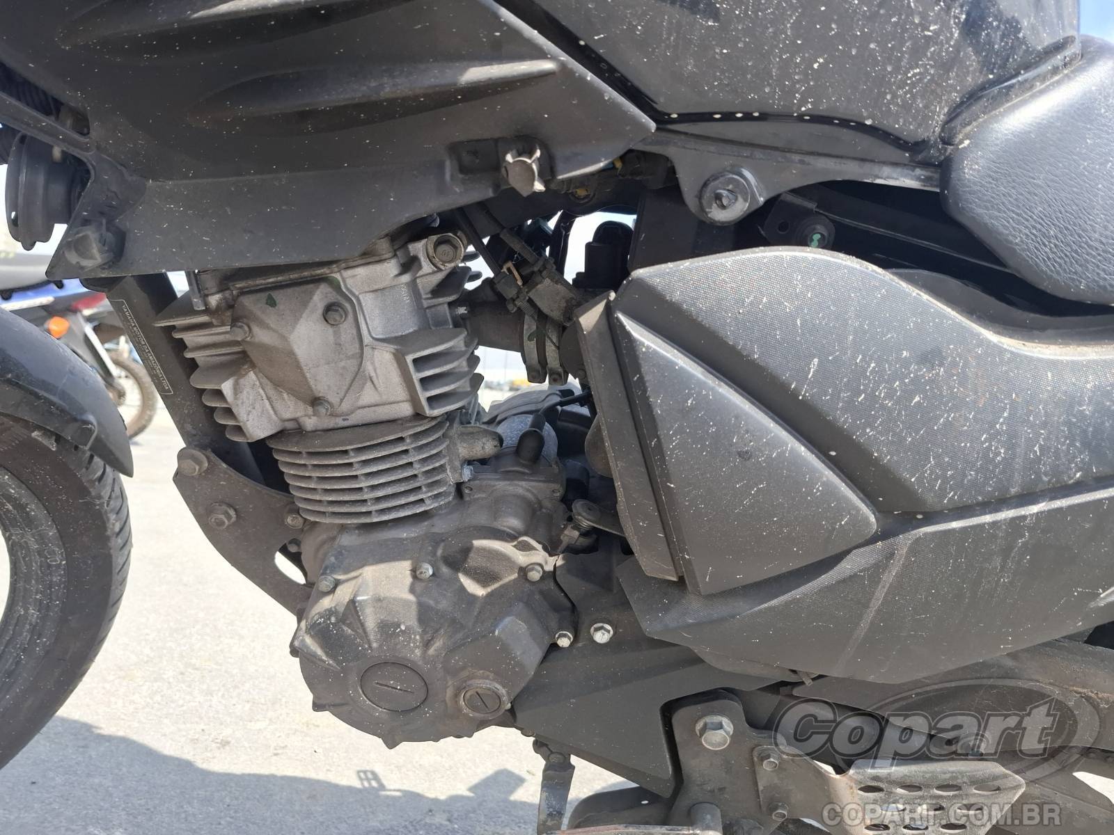 Foto 6 de 10: 2017 YAMAHA FAZER