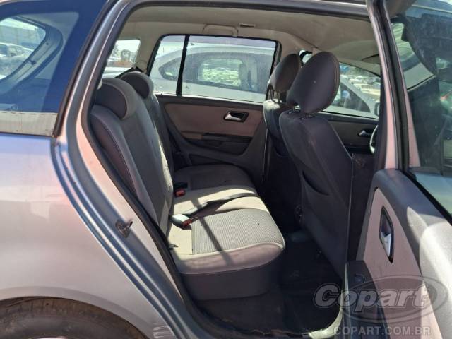 2011 VOLKSWAGEN SPACEFOX 