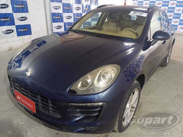 2015 PORSCHE MACAN 