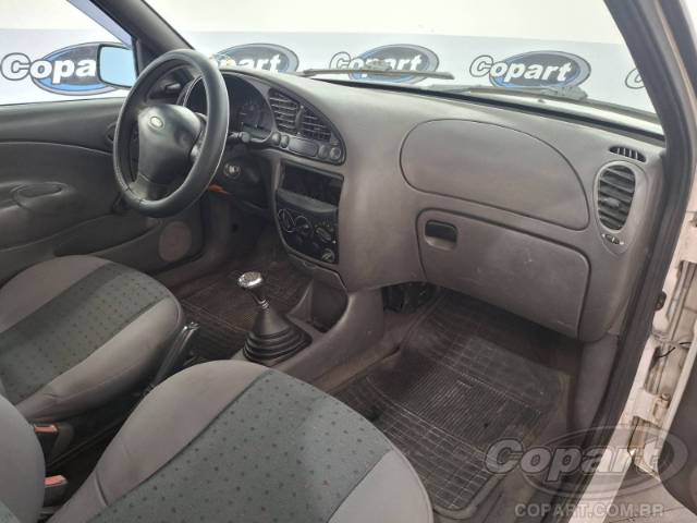 2011 FORD COURIER 