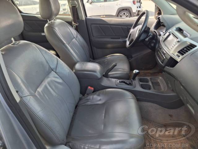 2015 TOYOTA HILUX CD 